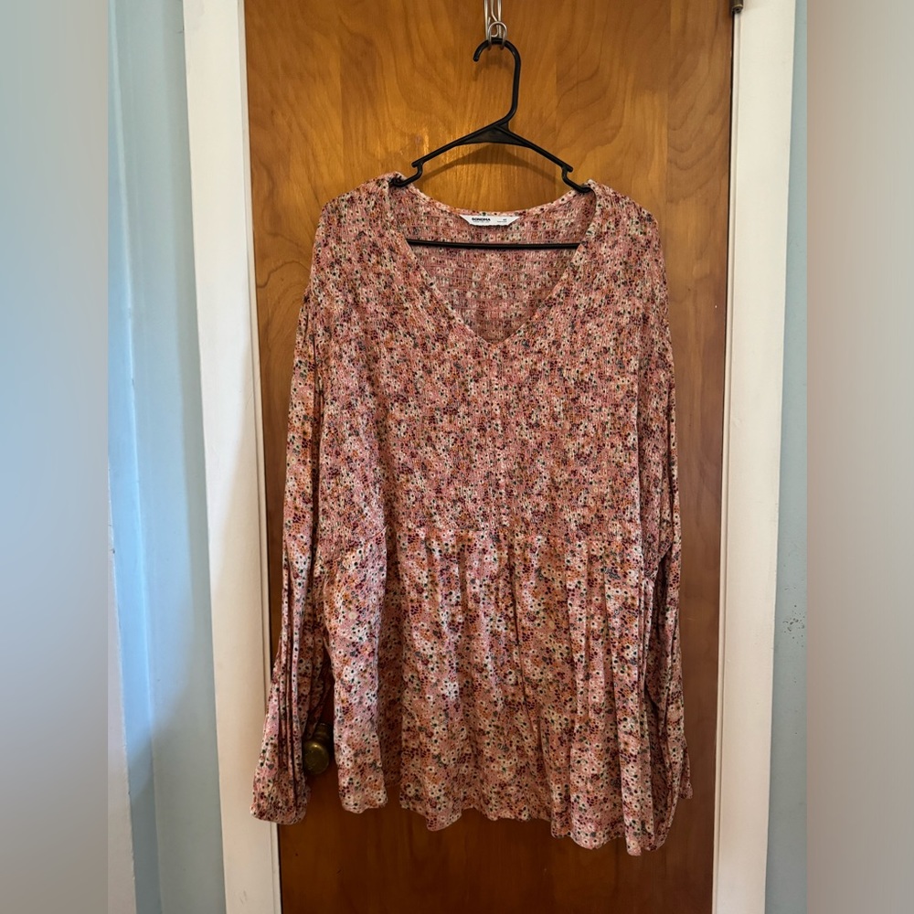 Sonoma Woman’s Top, floral, size 4X